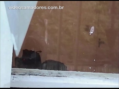 ❤️ Uzbudināts vīrietis vēro savu draudzeni ar citu puisi, ierakstot trīcēšanas video, netraucējot pārim ️ Kvalitatīvs porno pie mums ️❤