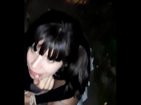 ❤️ Uz ielas uzpampis dzimumloceklis apmaiņā pret konfektēm ️ Kvalitatīvs porno pie mums ️❤
